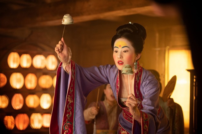 Chuyện lạ 2021: Đơ như Lưu Diệc Phi cũng đi tranh giải Oscar, khán giả amp;#34;cười cả đêmamp;#34; - 2