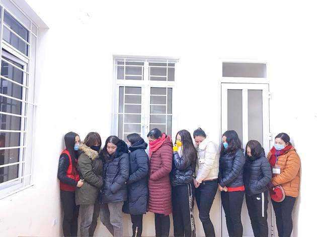 amp;#34;Quý bàamp;#34; 8X xinh đẹp cầm đầu đường dây lô đề 2,2 tỷ/ngày: Từng là giáo viên, sống tách biệt - 2