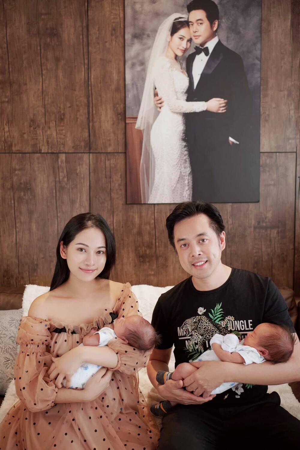 3 mỹ nhân Việt vừa sinh đôi: Mẹ mang bầu vất vả, con ra đời giống bố như đúc - 7