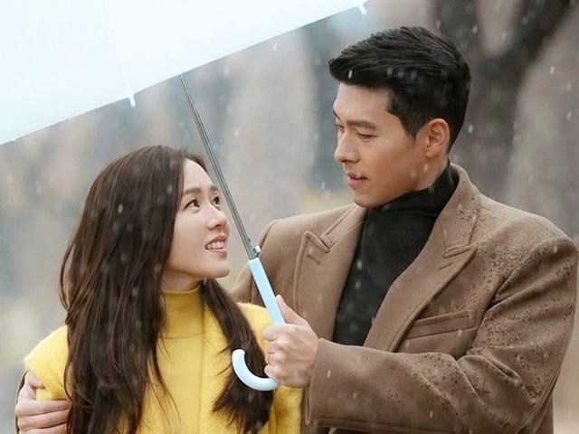 Ngôn tình đời thật, Hyun Bin cảm ơn Son Ye Jin: Nhờ em, anh mới có thể tỏa sáng