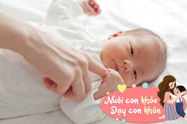 8 khả năng của trẻ sơ sinh mẹ không cần dạy, nếu thiếu cần xét nguy cơ chậm phát triển - 12