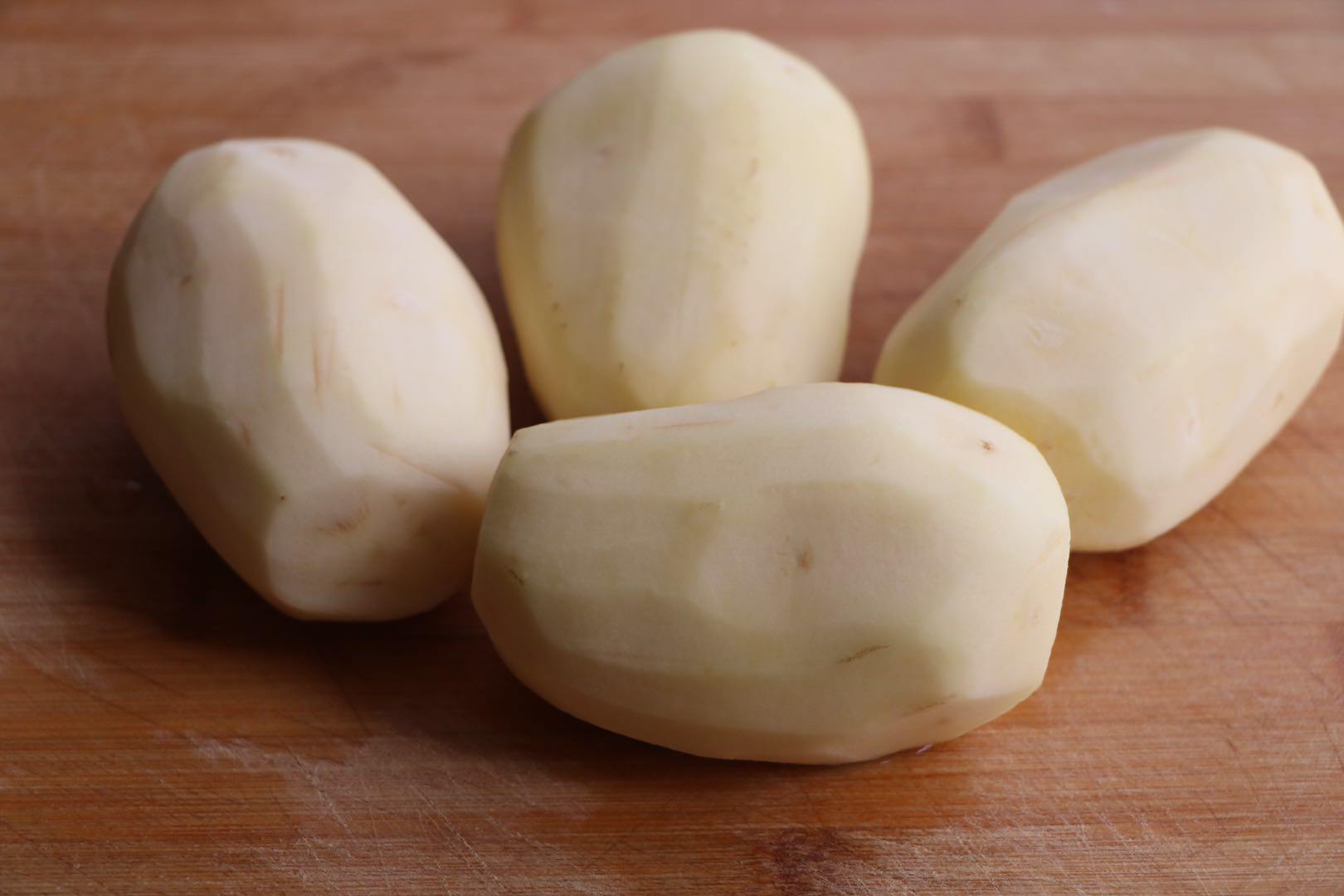 Mẹ trổ tài làm khoai tây chiên thái miếng giòn thơm ngon hơn cả bim bim - 1