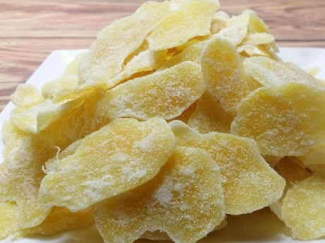 Cách làm mứt gừng mềm ngon đẹp mắt đơn giản tại nhà
