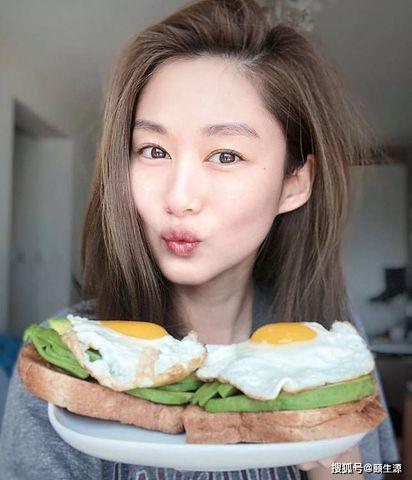 Chuyên gia dinh dưỡng chỉ ra 10 thực phẩm bảo vệ tim mạch tốt nhất, ai không ăn thì phí - 5