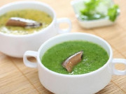 Làm mẹ - Cách nấu cháo lươn rau mồng tơi cho bé ăn dặm thơm ngon, không bị tanh