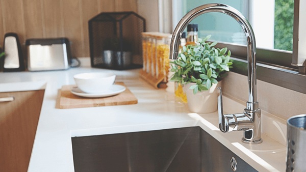 Những vật dụng nhà bếp bẩn hơn bồn cầu gấp trăm lần, dễ sinh bệnh nếu không dọn thường xuyên - 5