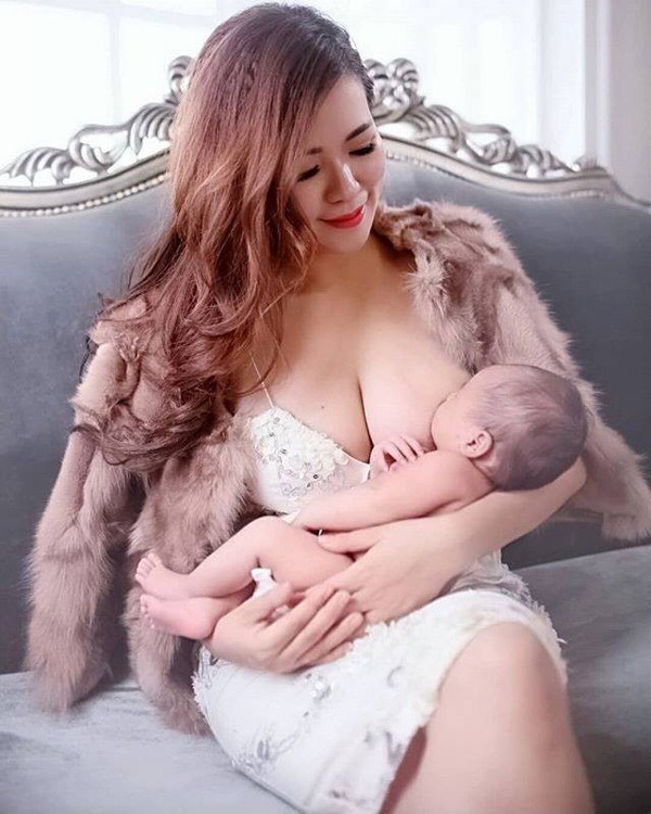 Hội amp;#34;hotgirl hài Tếtamp;#34; sinh con xong: Người chăm khoe ngực, người bị nhầm là chị của con - 12