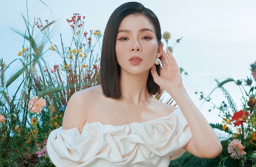 Lệ Quyên xác nhận hẹn hò bạn trai kém 12 tuổi, khoe cả amp;#34;tín vật tình yêuamp;#34; - 5