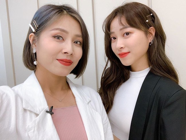 Những cặp chị em kín tiếng của MC VTV: Bất ngờ nhất là em trai Tạ Bích Loan - 13