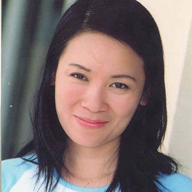 Những cặp chị em kín tiếng của MC VTV: Bất ngờ nhất là em trai Tạ Bích Loan - 20