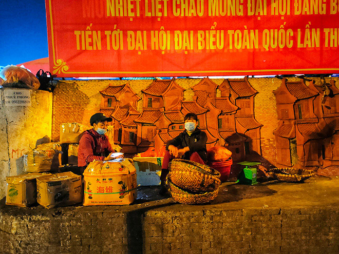 Những người làm việc không ngủ tại chợ đêm