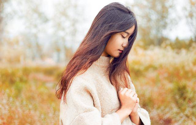 Chăm mẹ chồng 4 năm chẳng được chia xu nào, nửa đêm đuổi chuột tôi phát hiện điều không tưởng - 1