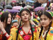 Tin tức - Đất nước nghèo đến nỗi không có nhà cao tầng nhưng phụ nữ xinh đẹp như "tiên giáng trần"