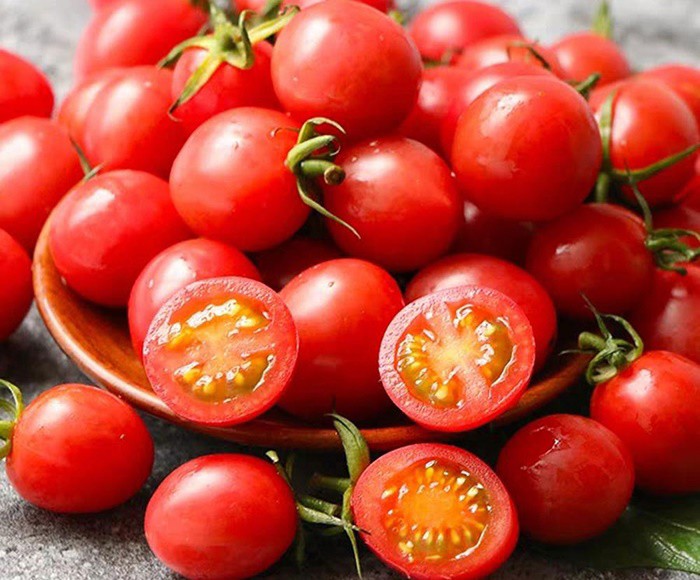 Mua cà chua bi nên chọn đáy tròn hay nhọn, đầu bếp mách mẹo chọn quả đều ngọt và ngon - 1