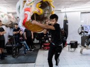 Clip Eva - Đoàn múa lân ngày ngày biểu diễn tại khu phố Tàu ở New York