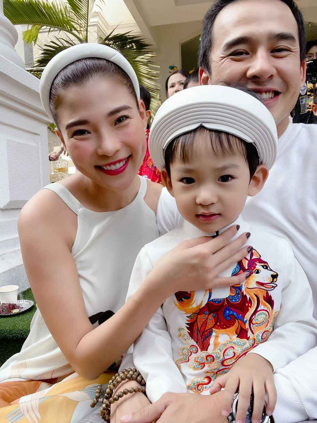 Valentine Sao Việt: Lệ Quyên e ấp bên tình trẻ, Phan Như Thảo được chồng giàu tặng hết tài sản - 10