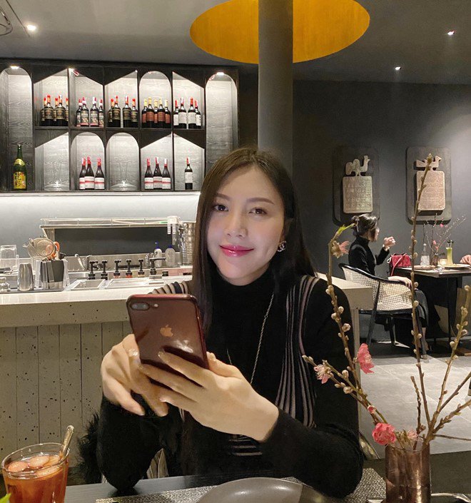 Cựu tiếp viên hàng không má lúm từng lên Người Ấy Là Ai, giờ hạnh phúc bên chồng giám đốc - 9