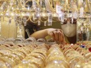 Tiêu dùng - Giá vàng hôm nay 19/2: Tiếp tục lao dốc mạnh ngay sát ngày Vía Thần tài