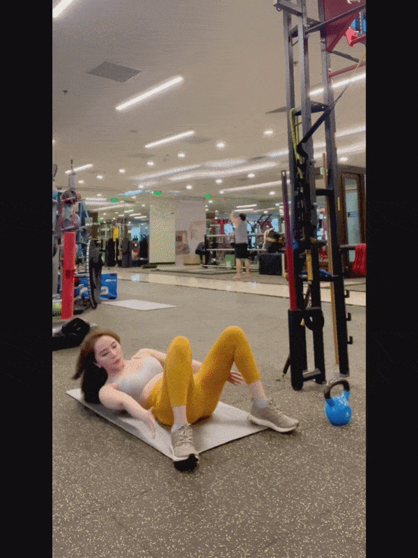 Quỳnh Nga hướng dẫn tập chỉ 7 phút, vóc dáng vòng nào ra vòng nấy ngay - 13