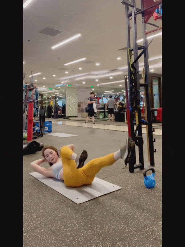 Quỳnh Nga hướng dẫn tập chỉ 7 phút, vóc dáng vòng nào ra vòng nấy ngay - 15