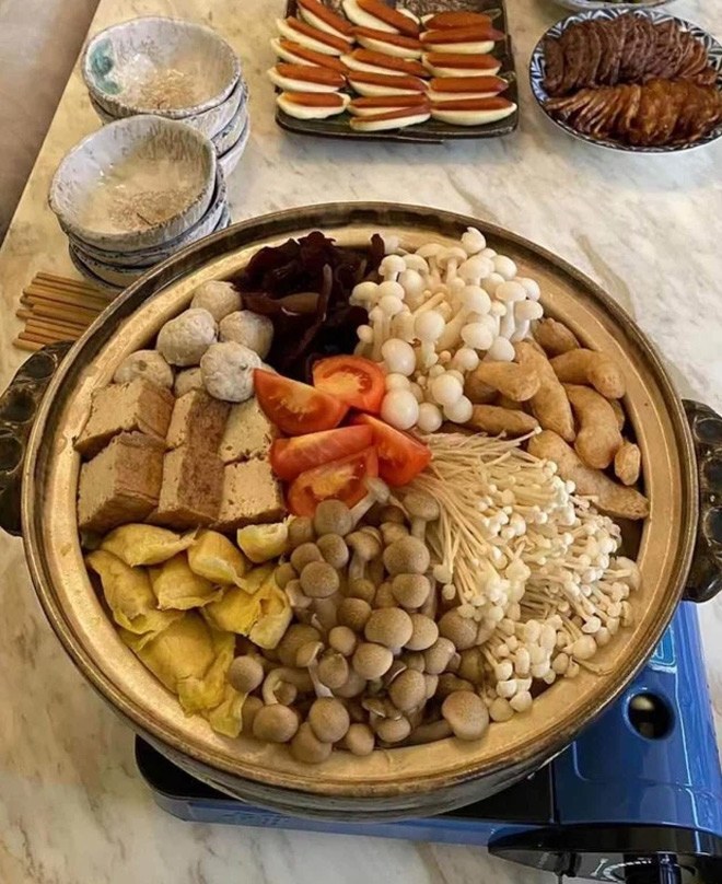 Giữa tin bị chồng đuổi ra khỏi nhà, Lâm Tâm Như đăng ảnh mới không có Hoắc Kiến Hoa - 2