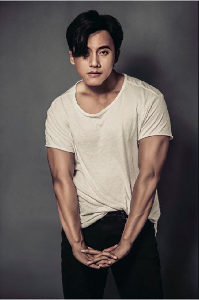 Điểm danh 3 chàng trai 9X hot nhất Vbiz những ngày đầu năm - 9