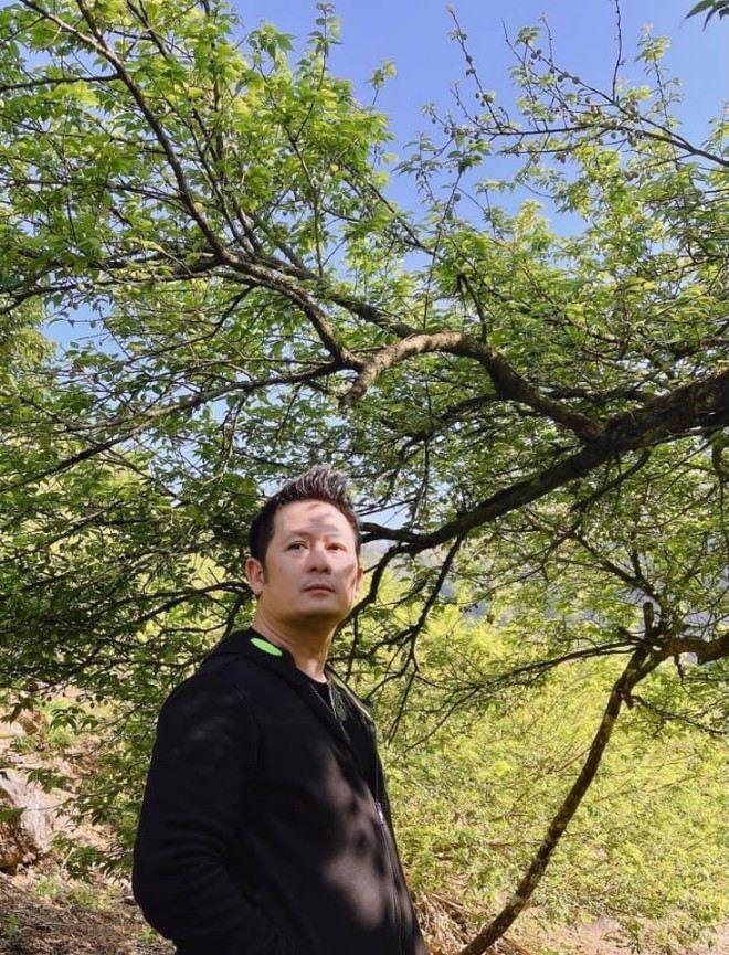 Sao Việt 24h: Hồ Ngọc Hà đẹp amp;#34;mướt mắtamp;#34; bên chồng con, dàn sao tấp nập vào khen - 16