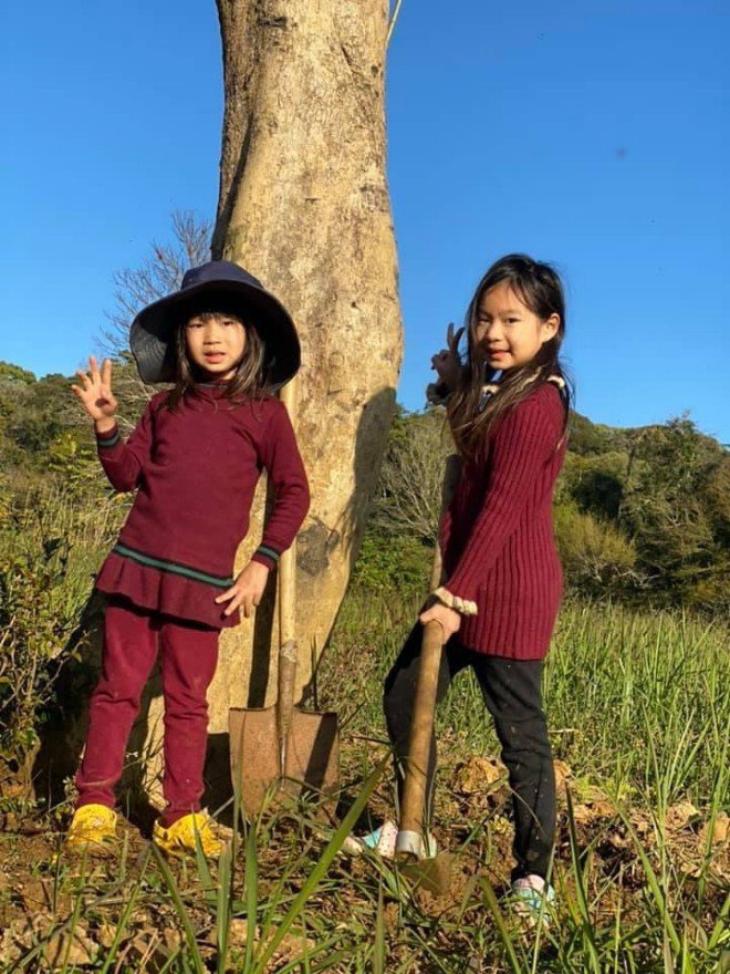 Sao Việt 24h: Hồ Ngọc Hà đẹp amp;#34;mướt mắtamp;#34; bên chồng con, dàn sao tấp nập vào khen - 7