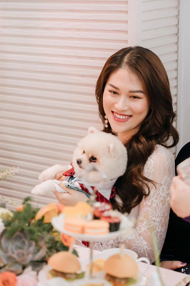 Mỹ nhân được ngưỡng mộ vì tốt nghiệp loại giỏi: Con gái chủ tịch, chiếm sóng khi làm phù dâu - 9