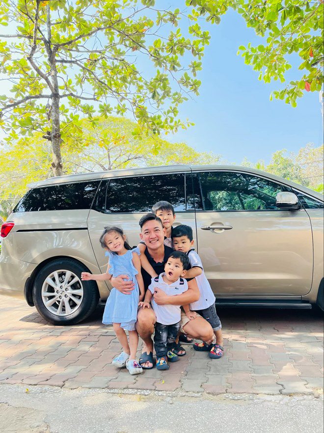 Phì cười khi MC amp;#34;nhanh như chớpamp;#34; tiết lộ tin nhắn của chồng Hải Băng - 4