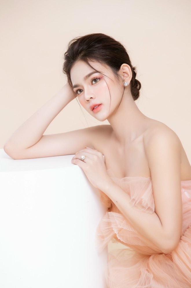 Thái Trà My không ngại khi đóng cảnh gợi cảm ở tuổi 23 - 4