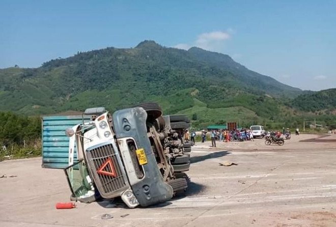 Tin tức 24h: Động thái đầu tiên của Minh Nhựa sau khi yêu cầu tòa tuyên bố vợ amp;#34;mất tíchamp;#34; - 3