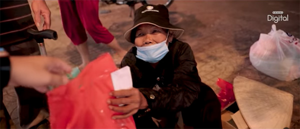 Tống Ca rủ ekip làm từ thiện nhân dịp Tết Nguyên Đán 2021 - 5