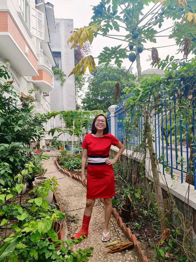 Đang nấu bếp bất ngờ gặp nạn, U50 tươi trẻ quyết định amp;#34;chơi trộiamp;#34; khiến CĐM thích thú - 7