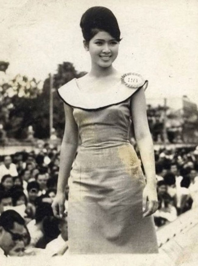 Kinh ngạc vẻ đẹp không tuổi sau 56 năm đăng quang của Miss Universe Thái Lan - 6