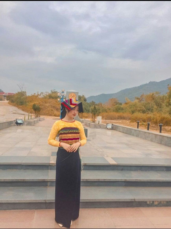 Bé gái Thanh Hóa nổi tiếng sau vài giây xuất hiện trên tivi, CĐM dự đoán: “Hoa hậu Việt Nam” - 5