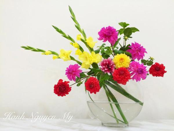 Cách cắm hoa lay ơn ngày Tết đẹp đặt bàn thờ hoặc trang trí - 3