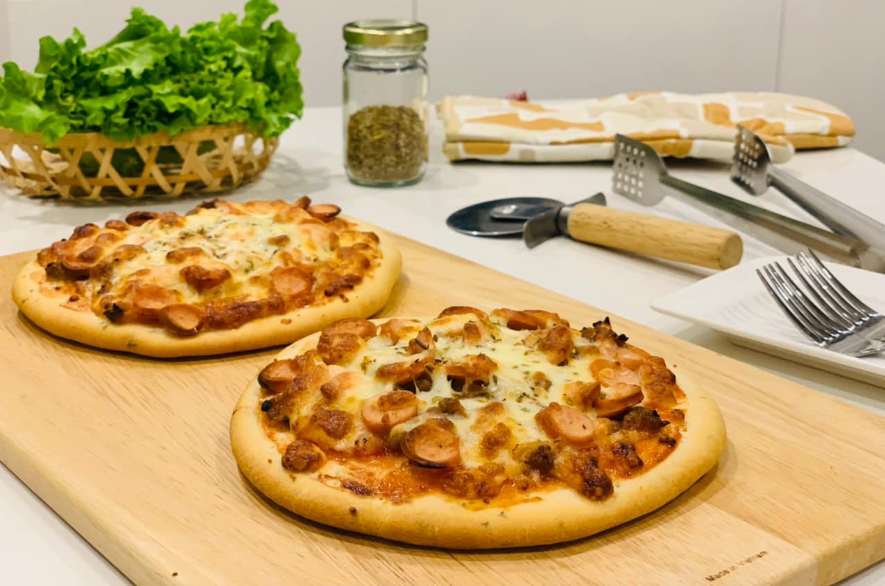 Hết Tết, nàng Hậu amp;#34;bẻ láiamp;#34; làm món pizza, mách cách làm từ đế đến nhân siêu dễ - 11