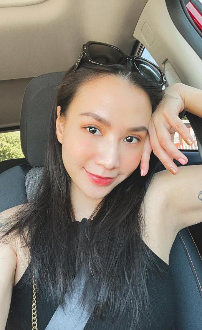 Sao Việt 24h: Cận cảnh khuôn mặt quý tử mới sinh đáng yêu nhà giám khảo Rap Việt - 17