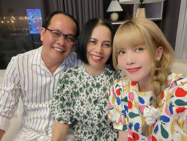 Hơn 1 tháng sau nghi vấn chia tay Sơn Tùng M-TP, Thiều Bảo Trâm giờ đây ra sao? - 3