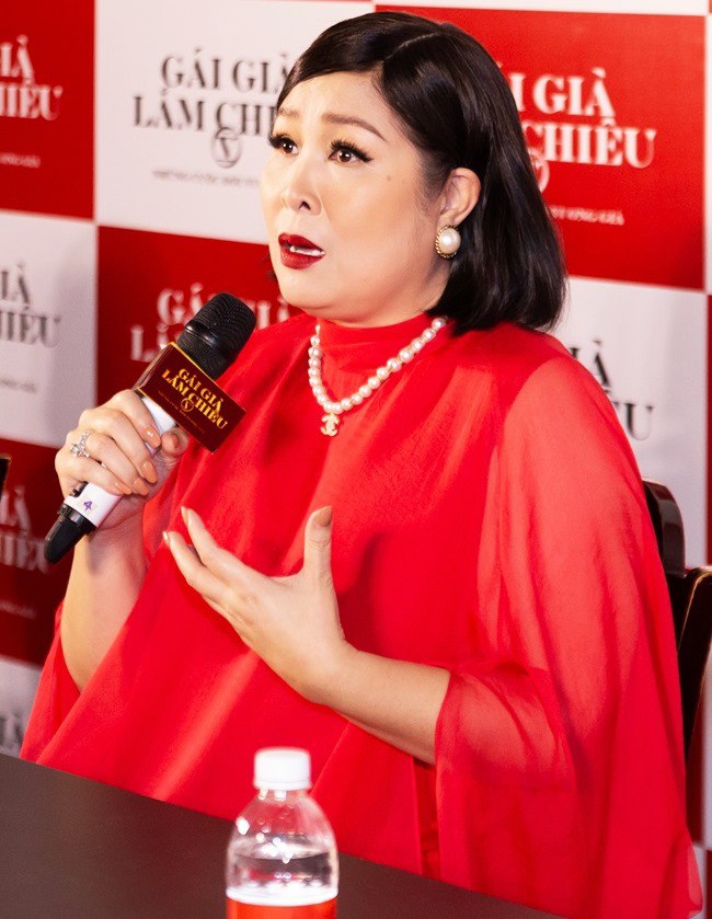 NSND Hoàng Dũng gửi lời chúc đặc biệt cho bộ phim điện ảnh cuối cùng, ai nghe xong cũng khóc - 4