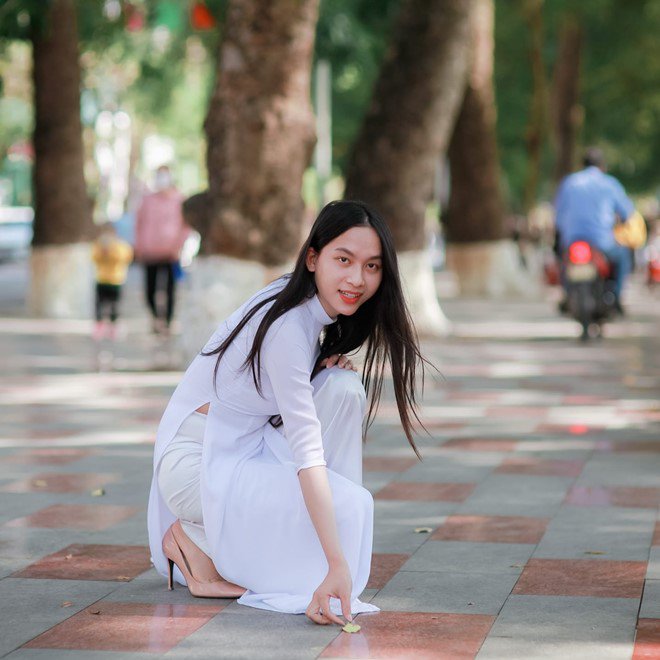 Bị chê amp;#34;đàn ôngamp;#34;, Hoa hậu chuyển giới đầu tiên của Việt Nam và Lynk Lee đều thâm thúy - 10