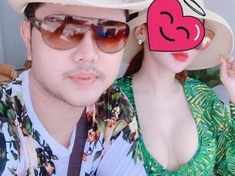 Nam người mẫu từng yêu tỷ phú U60 quyết giấu kín danh tính bạn gái mới