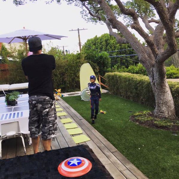 Phạm Hương, Kim Hiền lấy chồng, nuôi con trên đất Mỹ: Cùng ở nơi rộng rãi, thích thú làm vườn - 21