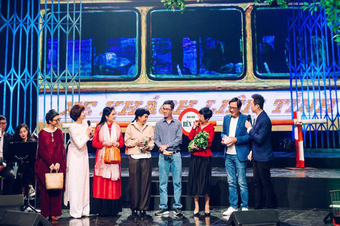 Ca sĩ Phương Thanh lần đầu kể về tuổi thơ dữ dội đi bơm xe cho Kim Tử Long - 3