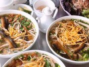 Lifestyle - Bún thang lươn Hưng Yên, ngon ở nước dùng từ cua đồng và sá sùng