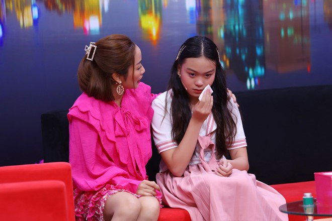 Ốc Thanh Vân đau lòng trước bé gái được mẹ chở đi bắt tại trận ba ngoại tình - 6