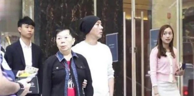 Sau 1 năm rưỡi xa cách, amp;#34;Thiên vương Châu Áamp;#34; tặng quà 900 tỷ để an ủi vợ - 4