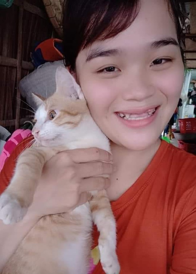 Ngân Thảo: Từ cô gái mất 9 cái răng amp;#34;lột xácamp;#34; thành mỹ nữ gợi cảm - 1