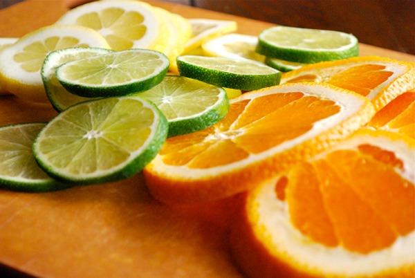 Cùng cung cấp vitamin C, nước cam hay chanh có nhiều hơn, loại nào tốt hơn? - 6